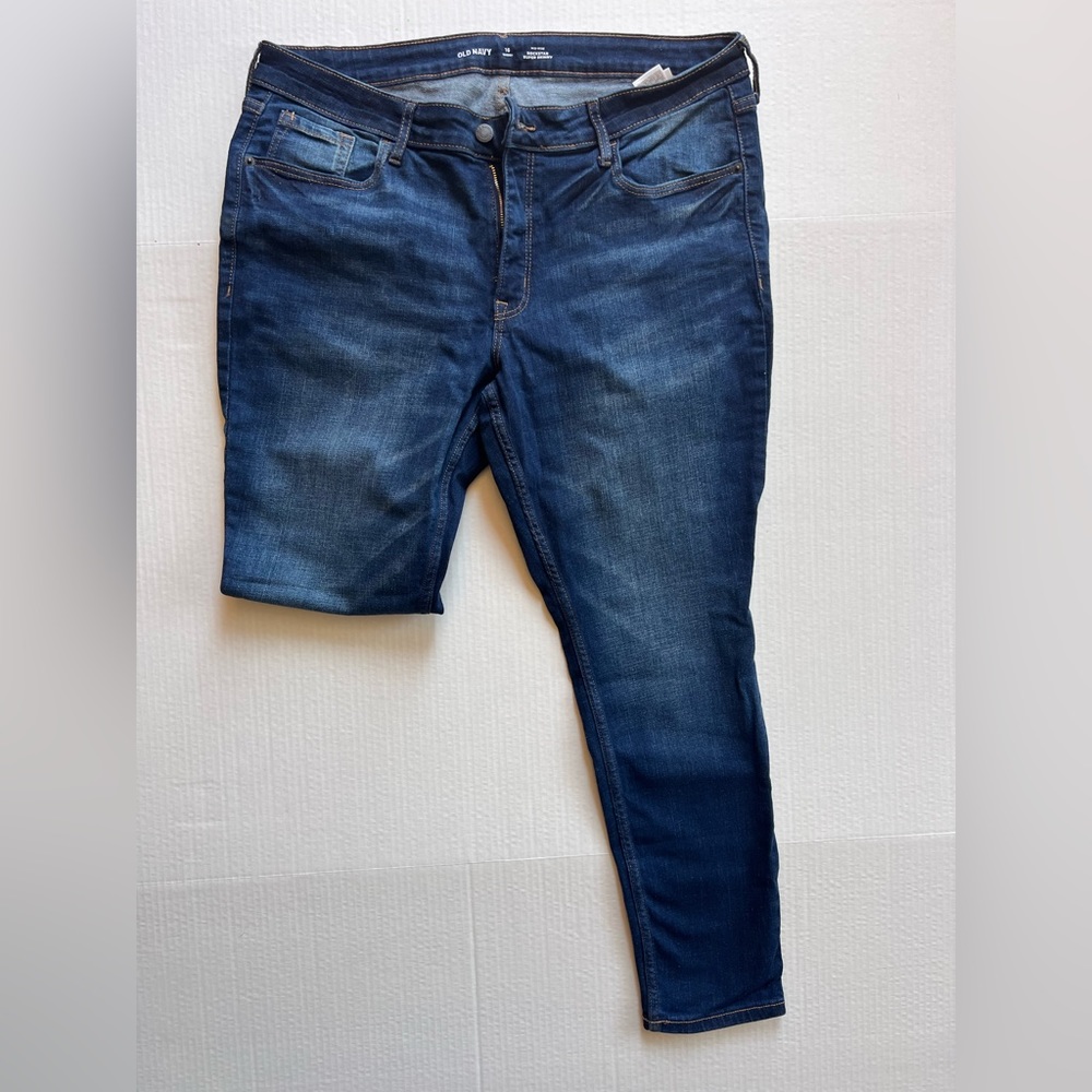 Women’s , Dark Wash, Size 16, Rock Star Skinny, Old Navy, Brand new.